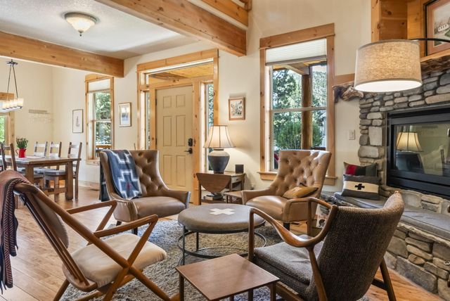 10175 Juniper Glen Circle, Redmond, OR 97756