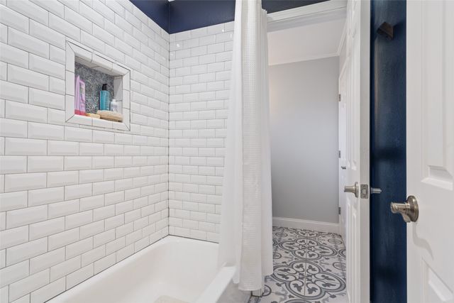 409 Shadow Mountain Drive, Woodway, TX 76712