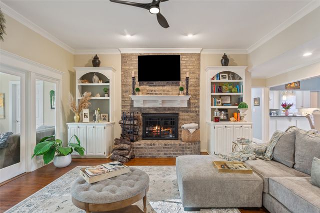 409 Shadow Mountain Drive, Woodway, TX 76712