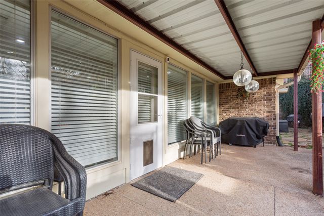 409 Shadow Mountain Drive, Woodway, TX 76712