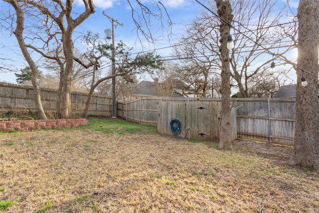 409 Shadow Mountain Drive, Woodway, TX 76712