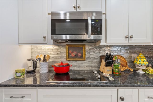 409 Shadow Mountain Drive, Woodway, TX 76712