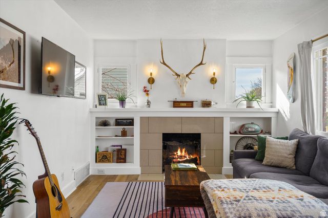 1222 E CRANDALL AVE, Salt Lake City, UT 84106