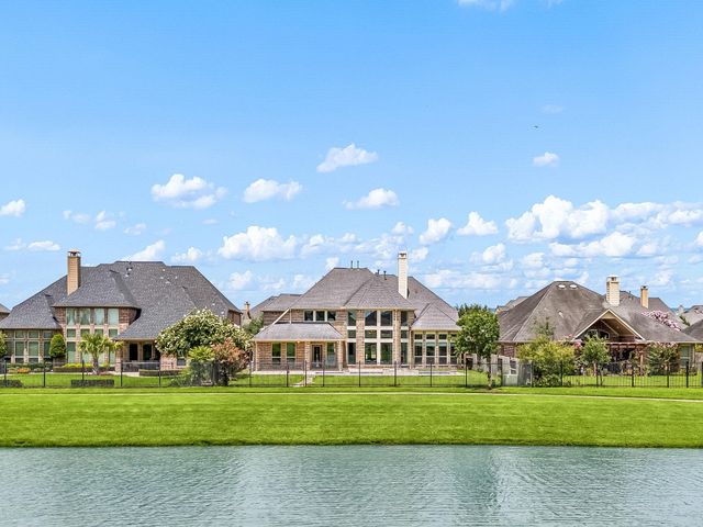 2710 Carlson Manor Drive, Katy, TX 77494