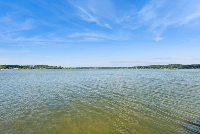 206 S Cogswell Drive, Silver Lake, WI 53170