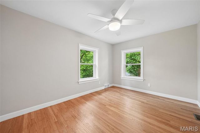 9366 White Avenue, Brentwood, MO 63144