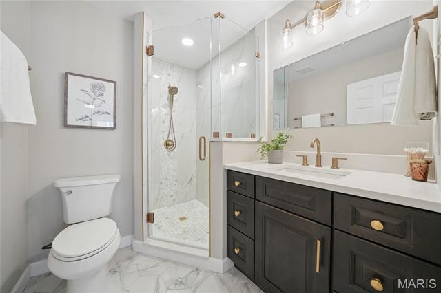 9366 White Avenue, Brentwood, MO 63144
