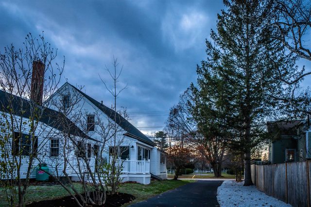 50c Linden Street, Exeter, NH 03833