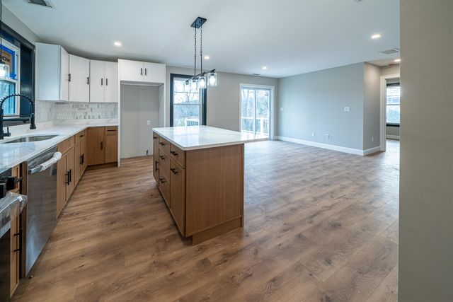 50c Linden Street, Exeter, NH 03833