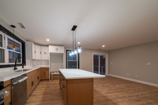 50c Linden Street, Exeter, NH 03833