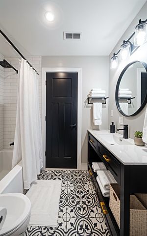 50c Linden Street, Exeter, NH 03833