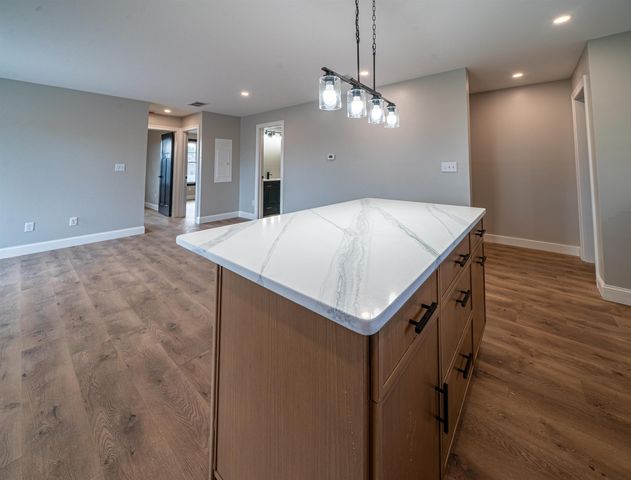 50c Linden Street, Exeter, NH 03833