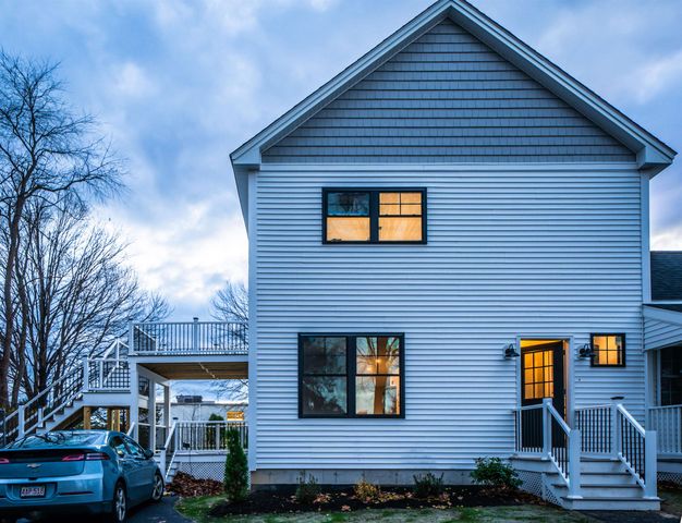 50c Linden Street, Exeter, NH 03833