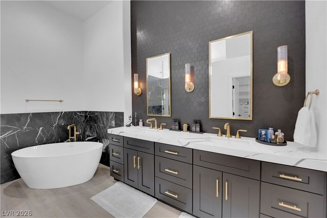 2908 Haddon Drive, Las Vegas, NV 89134