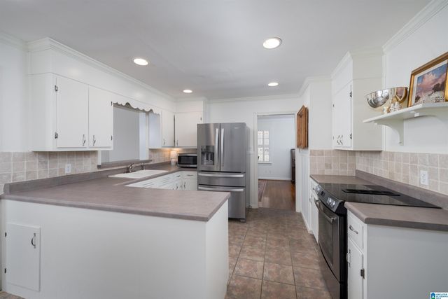 704 CREST LANE, Homewood, AL 35209