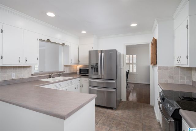 704 CREST LANE, Homewood, AL 35209