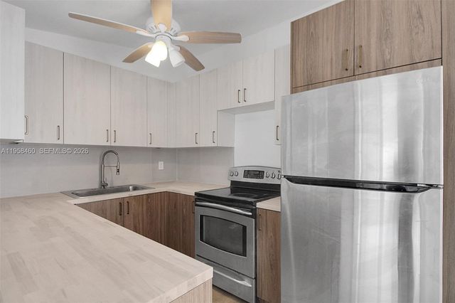 1617 NW 15th St, Fort Lauderdale, FL 33311