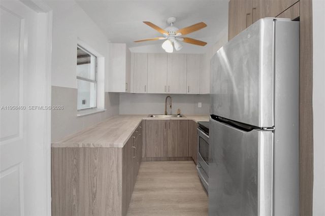 1617 NW 15th St, Fort Lauderdale, FL 33311