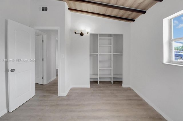 1617 NW 15th St, Fort Lauderdale, FL 33311