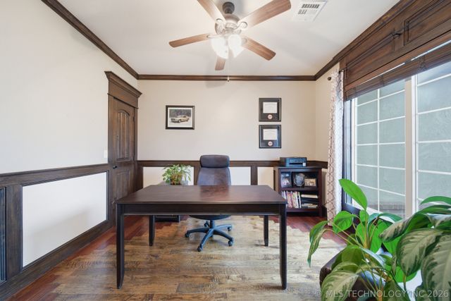 6302 N Twin Creeks Drive, Owasso, OK 74055
