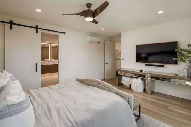 2501 State Street 306, Carlsbad, CA 92008