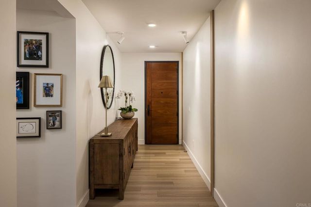 2501 State Street 306, Carlsbad, CA 92008