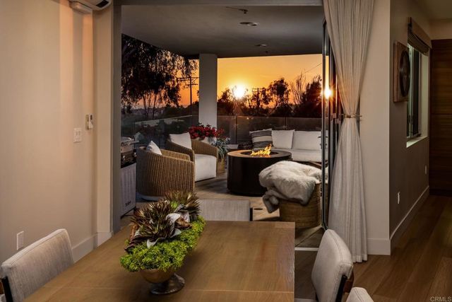 2501 State Street 306, Carlsbad, CA 92008