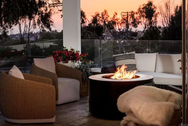 2501 State Street 306, Carlsbad, CA 92008