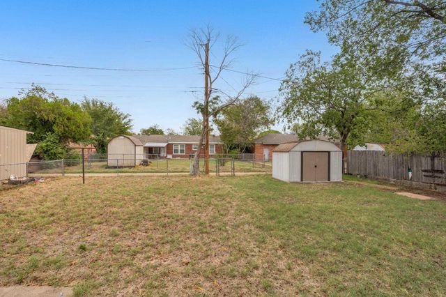 4341 MCCUTCHEN AVENUE, Wichita Falls, TX 76308