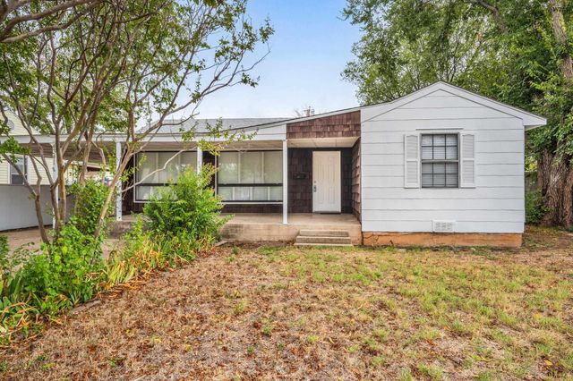 4341 MCCUTCHEN AVENUE, Wichita Falls, TX 76308