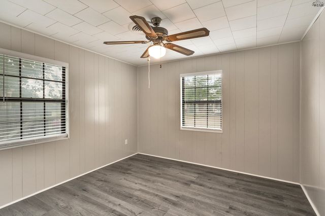 4341 MCCUTCHEN AVENUE, Wichita Falls, TX 76308