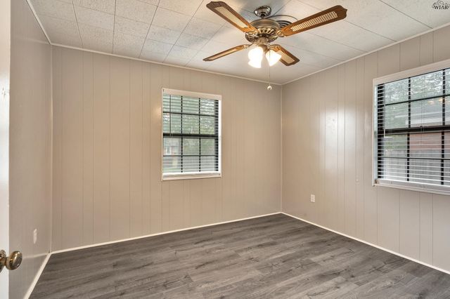 4341 MCCUTCHEN AVENUE, Wichita Falls, TX 76308