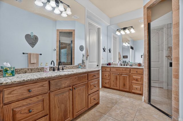 3545 Abes Landing Drive, Granbury, TX 76049