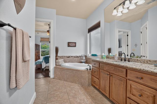 3545 Abes Landing Drive, Granbury, TX 76049
