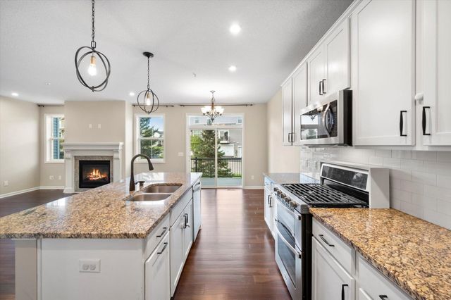 11540 81st Place N, Maple Grove, MN 55369