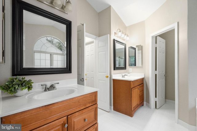 43848 GLENHAZEL DR, Ashburn, VA 20147