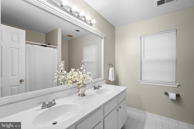 43848 GLENHAZEL DR, Ashburn, VA 20147