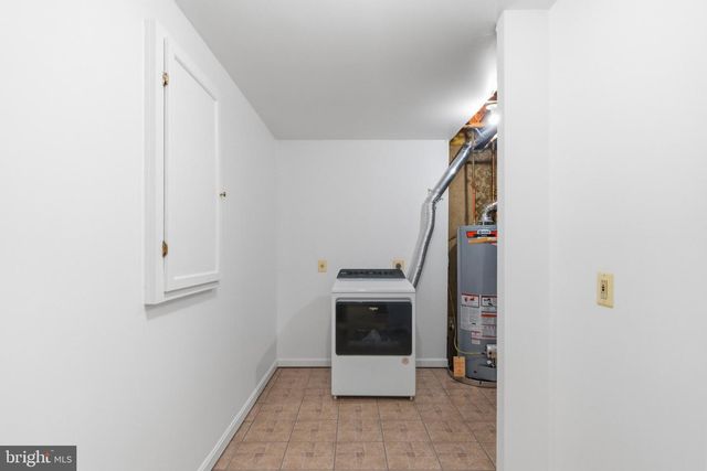 43848 GLENHAZEL DR, Ashburn, VA 20147