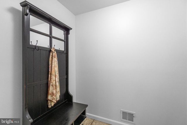 43848 GLENHAZEL DR, Ashburn, VA 20147