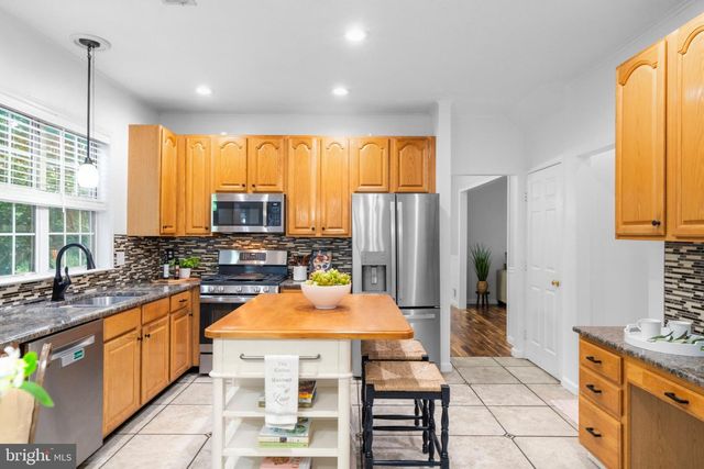 43848 GLENHAZEL DR, Ashburn, VA 20147