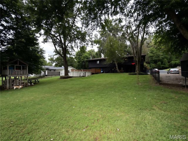 5624 Old Keebler Road, Collinsville, IL 62234