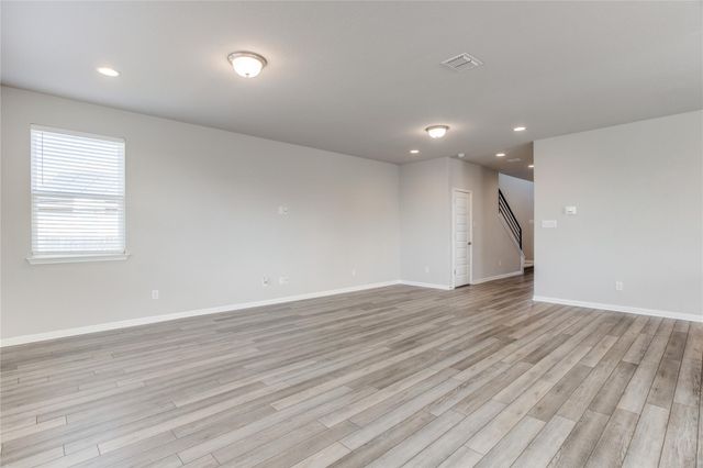 355 Silver Glen DR, Kyle, TX 78640