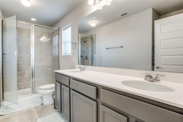 355 Silver Glen DR, Kyle, TX 78640