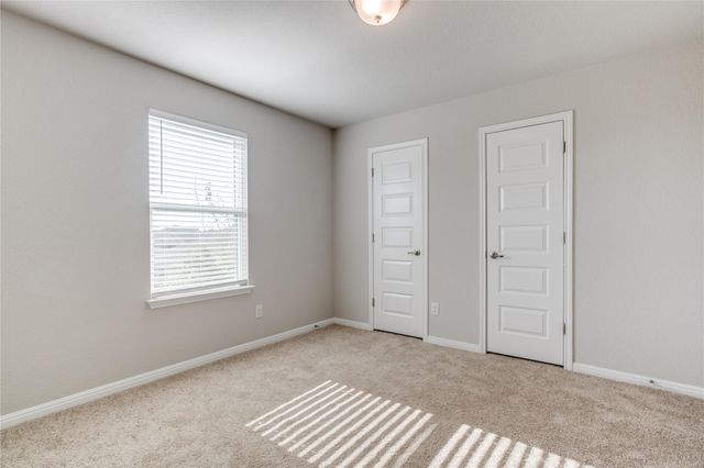 355 Silver Glen DR, Kyle, TX 78640