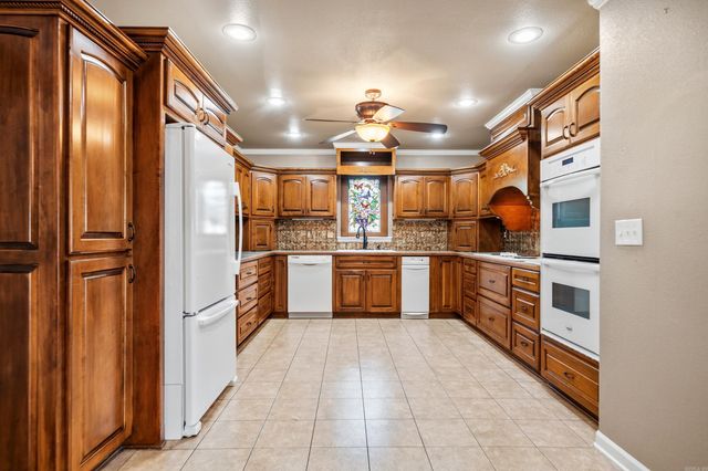 140 Tanglewood, Hot Springs, AR 71913