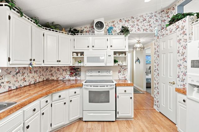3348 Charleston Trail, Murrells Inlet, SC 29576