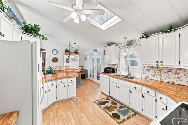 3348 Charleston Trail, Murrells Inlet, SC 29576