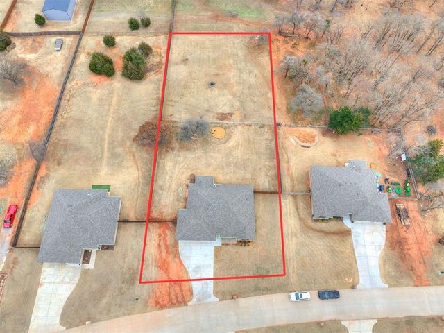 9600 Country Side Lane, Guthrie, OK 73044