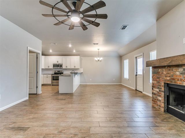 9600 Country Side Lane, Guthrie, OK 73044