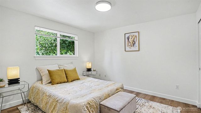11040 40th Avenue NE, Seattle, WA 98125